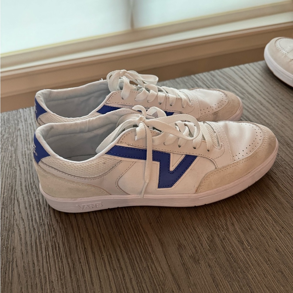 Men’s Vans Leather sneaker / Royal White